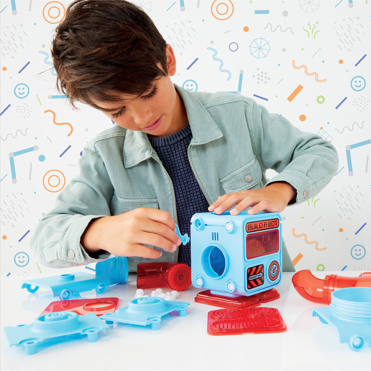 Discovery - DIY Prize-Pod Robot 52-Piece Retro Vending Machine Build Kit - STEM