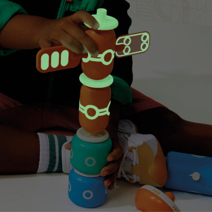 FAO Schwarz - Galaxy Glow Space Blocks Construction Set - Preschool