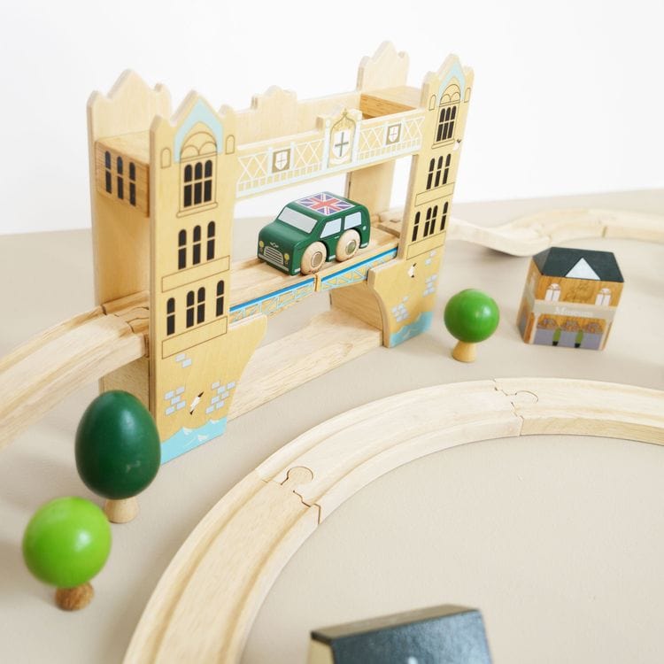 Le Toy Van - London Wood Train Set – 120 Pieces - Preschool