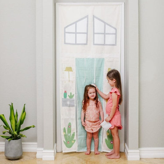 Swingly - Malibu House Doorway Storefront - Preschool