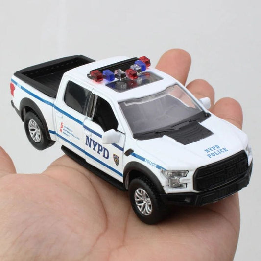 Daron Worldwide Trading, Inc. - NYPD Die-Cast Metal Pick-Up Truck - Vehicles