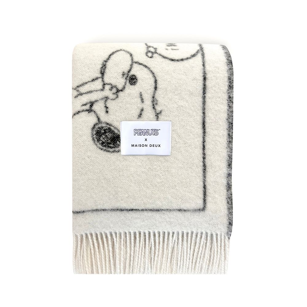 Maison Deux - Peanuts Blanket - Doughnut Comic - Trend Accessories