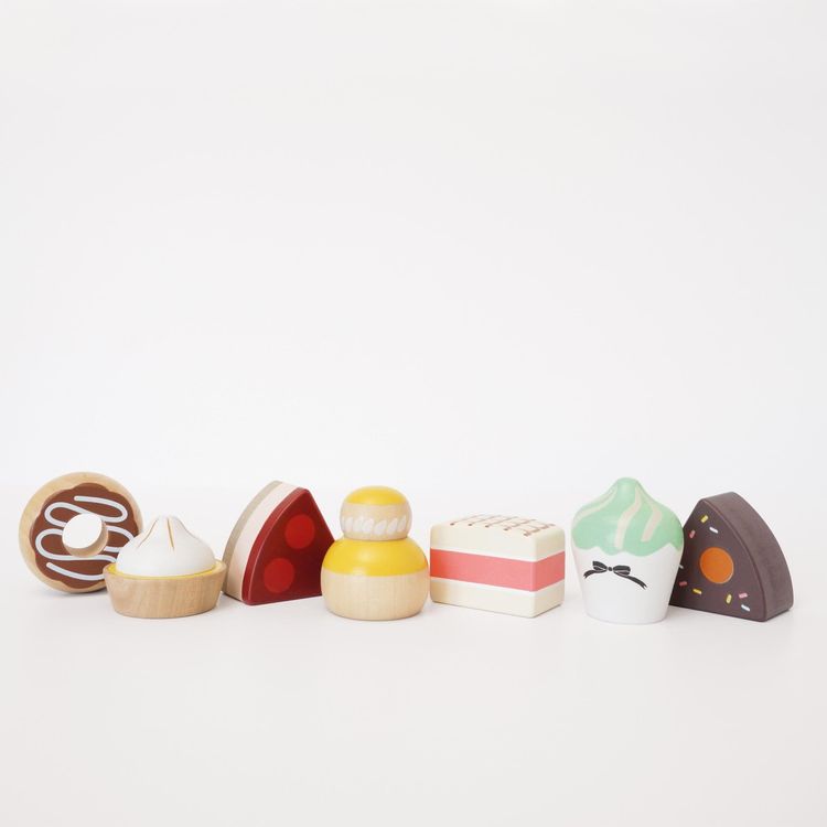 Le Toy Van - Three Tier Patisserie Cake Stand - Preschool